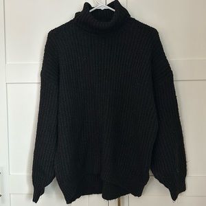 Old Navy chunky knit sweater
